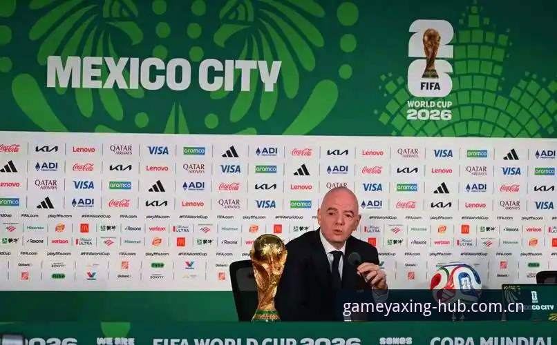 揭秘世界杯“冷场”真相：签证危机与亚星娱乐平台的观赛新体验